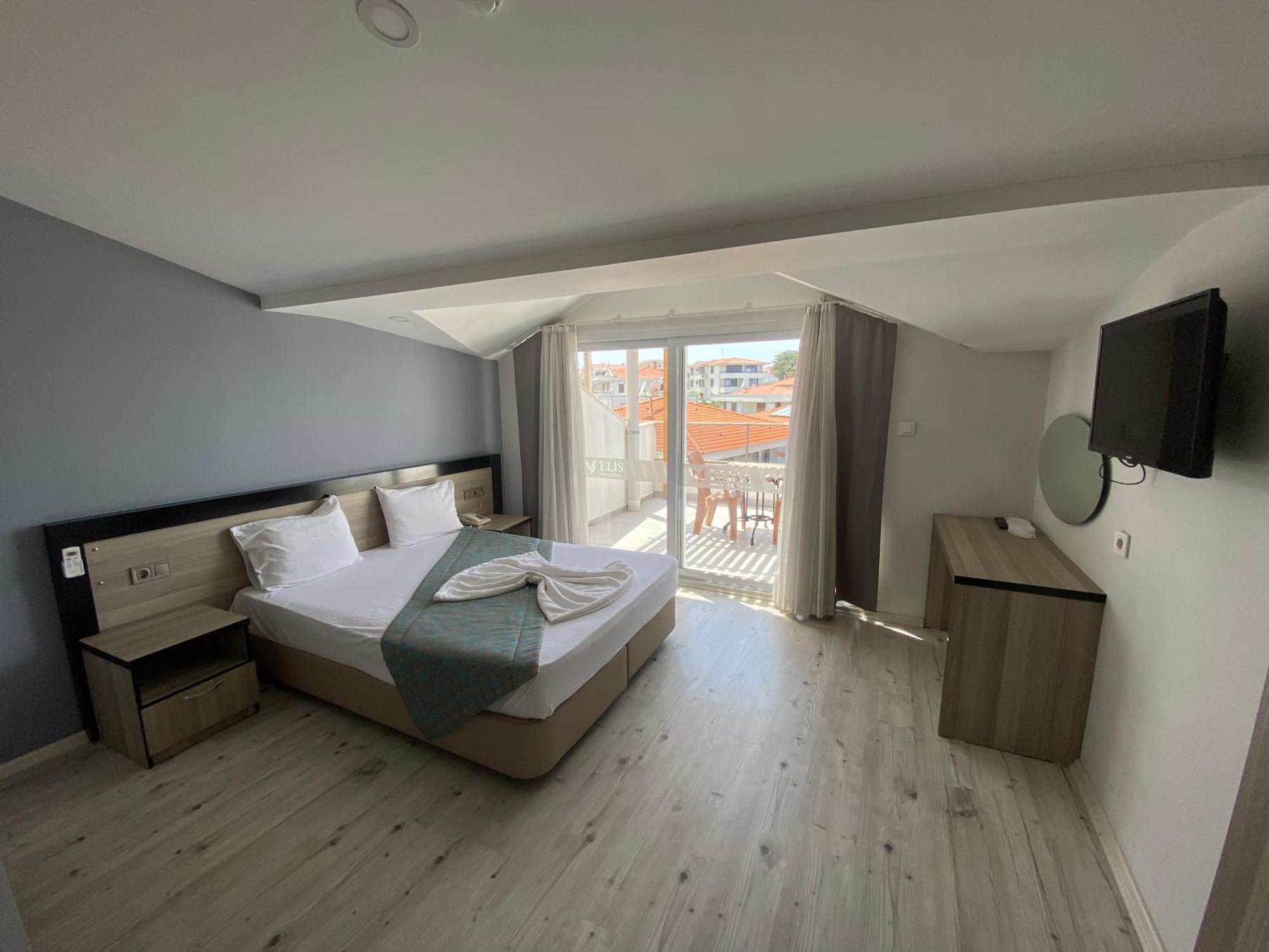 Elisa Hotel Аявали Екстериор снимка