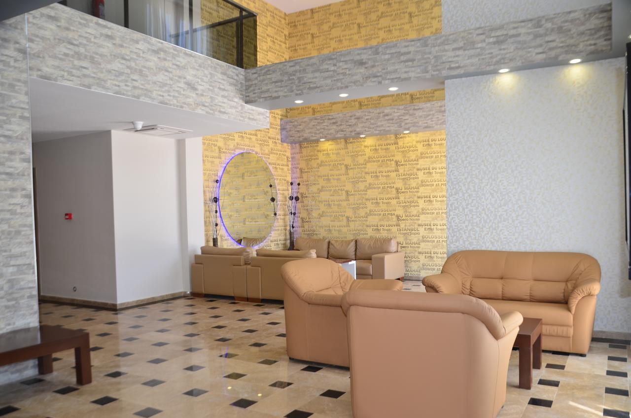 Elisa Hotel Аявали Екстериор снимка